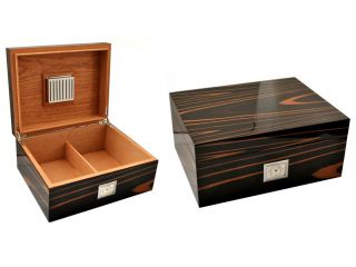 Cigar humidor box mid size for 50 cigars